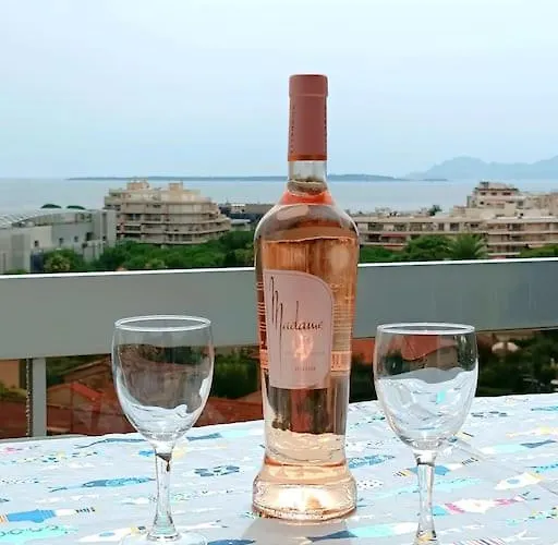 Byblos Vue * Antibes